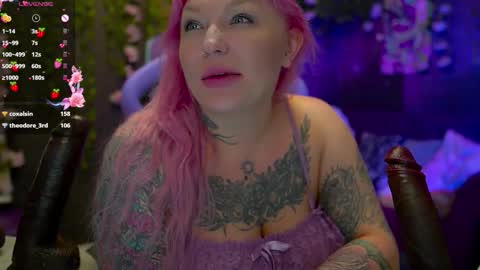 Alice online show from October 8, 7:00 pm