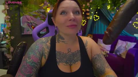 Alice online show from April 12, 8:47 pm