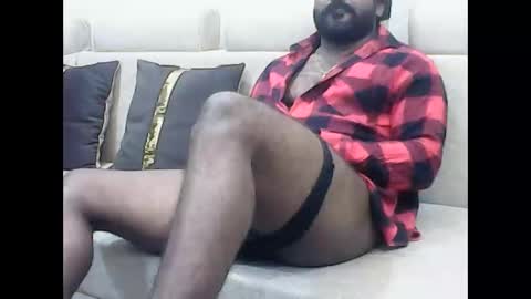 Snapshot of blackhammer0055 chatting on February 6, 3:09 pm Blackhammer online show from February 6, 3:09 pm