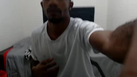 Snapshot of blackhorseet chatting on March 4, 2:28 am blackhorseet online show from March 4, 2:28 am