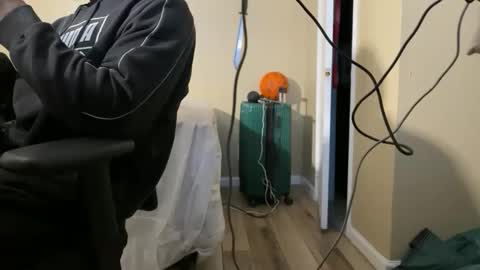 Snapshot of blackjag107 chatting on November 24, 6:13 am blackjag107 online show from November 24, 6:13 am