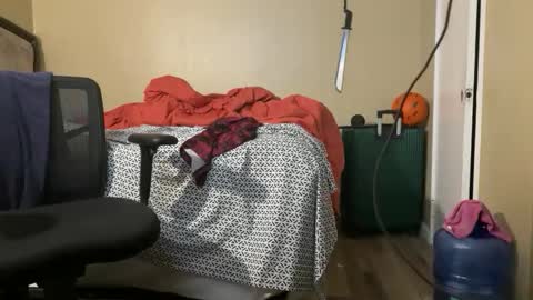 Snapshot of blackjag107 chatting on December 1, 3:33 am blackjag107 online show from December 1, 3:33 am