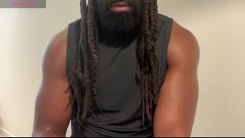 Snapshot of blackmuscles77 chatting on February 26, 11:09 am blackmuscles77 online show from February 26, 11:09 am