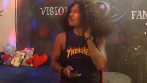 i am D.L online show from March 3, 1:31 pm