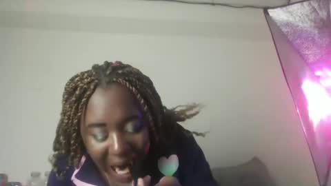 Snapshot of blackqueen888 chatting on February 27, 11:37 pm blackqueen888 online show from February 27, 11:37 pm