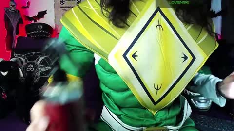 Snapshot of blackwolf_6 chatting on October 31, 5:58 pm Dave online show from October 31, 5:58 pm