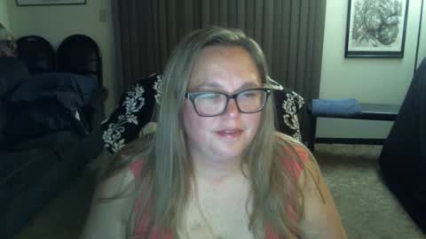 Snapshot of bladesizzo3111 chatting on September 10, 6:46 am bladesizzo3111 online show from September 10, 6:46 am