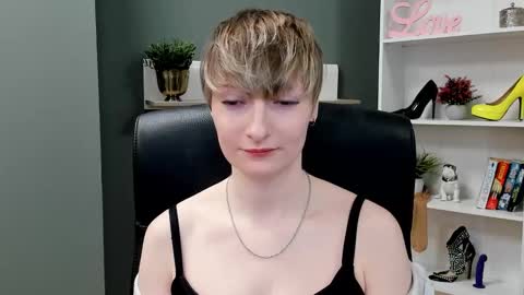 Blair online show from September 26, 7:23 am