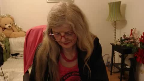 Snapshot of blairfort chatting on December 9, 3:22 pm blairfort online show from December 9, 3:22 pm