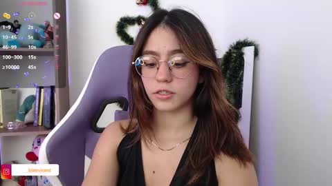 Snapshot of blairvicent chatting on December 10, 3:22 pm online show from December 10, 3:22 pm