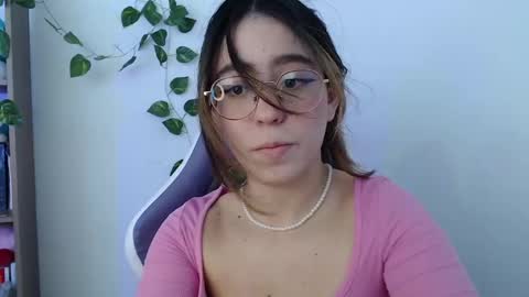 Snapshot of blairvicent chatting on January 13, 3:58 pm online show from January 13, 3:58 pm