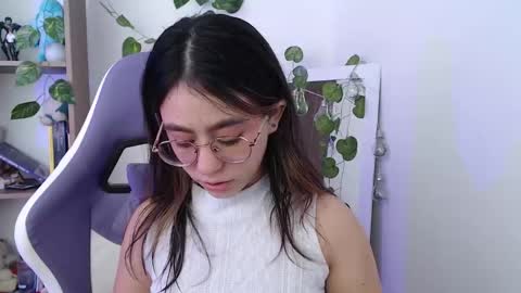 Snapshot of blairvicent chatting on January 15, 4:21 pm online show from January 15, 4:21 pm