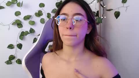 Snapshot of blairvicent chatting on January 29, 1:38 pm online show from January 29, 1:38 pm