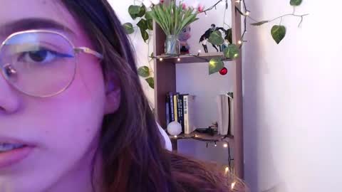 Snapshot of blairvicent chatting on February 14, 12:14 pm online show from February 14, 12:14 pm