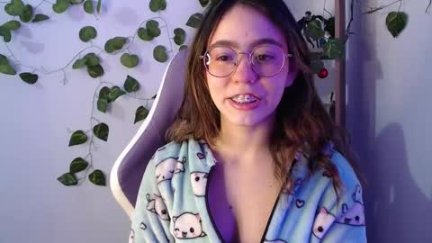 Snapshot of blairvicent chatting on February 17, 11:02 am online show from February 17, 11:02 am