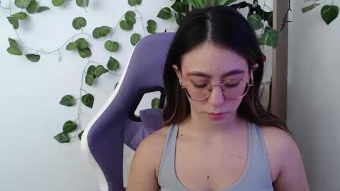 Snapshot of blairvicent chatting on February 20, 2:57 pm online show from February 20, 2:57 pm