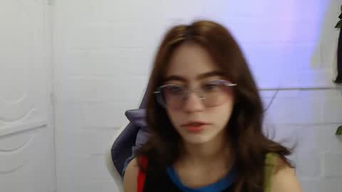 Snapshot of blairvicent chatting on September 18, 12:29 pm online show from September 18, 12:29 pm