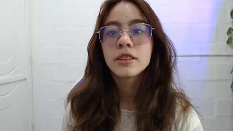 Snapshot of blairvicent chatting on September 22, 1:35 pm online show from September 22, 1:35 pm