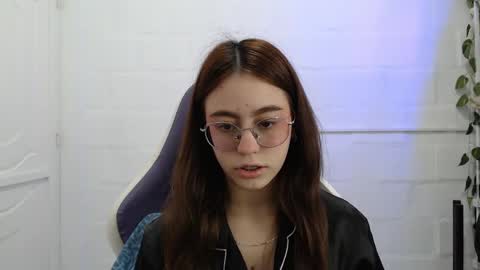 Snapshot of blairvicent chatting on October 3, 3:20 pm online show from October 3, 3:20 pm