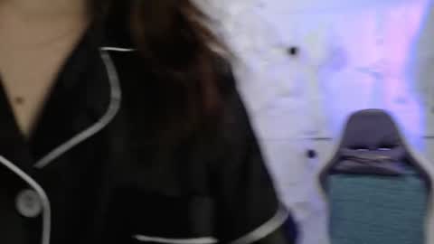 Snapshot of blairvicent chatting on October 15, 1:55 pm online show from October 15, 1:55 pm