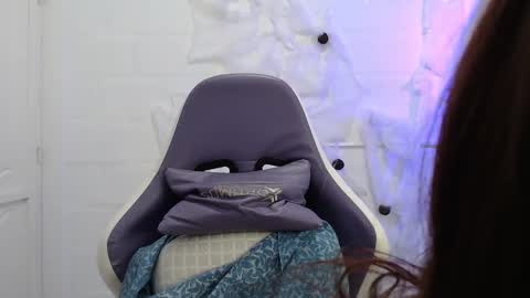 Snapshot of blairvicent chatting on October 16, 1:45 pm online show from October 16, 1:45 pm