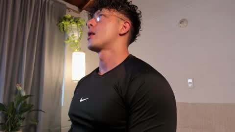 Blake Levi  Independent Model online show from February 12, 9:54 pm