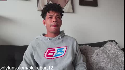 Snapshot of blakemate chatting on February 11, 2:24 pm BLAKE BART Help us reach 100 likes online show from February 11, 2:24 pm