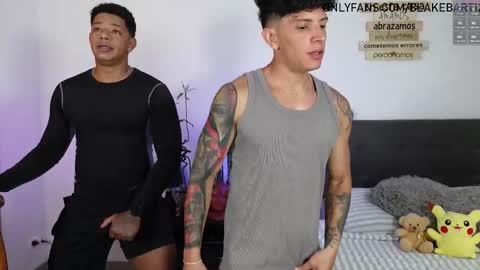 Snapshot of blakemate chatting on October 5, 6:50 pm BLAKE BART Help us reach 100 likes online show from October 5, 6:50 pm