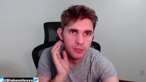 Snapshot of blakemiles2 chatting on January 30, 4:06 am Blake Miles online show from January 30, 4:06 am
