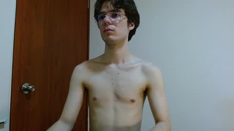 Snapshot of blakeshatter chatting on December 18, 11:19 pm blakeshatter online show from December 18, 11:19 pm