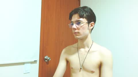 Snapshot of blakeshatter chatting on January 20, 8:07 pm blakeshatter online show from January 20, 8:07 pm