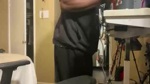 Snapshot of blakjag chatting on November 25, 3:28 am Blackjag00 online show from November 25, 3:28 am