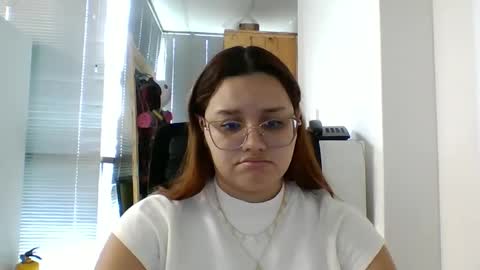 Lary online show from September 22, 2:41 pm