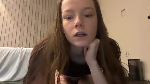 blazed_babezzz online show from April 14, 5:24 am