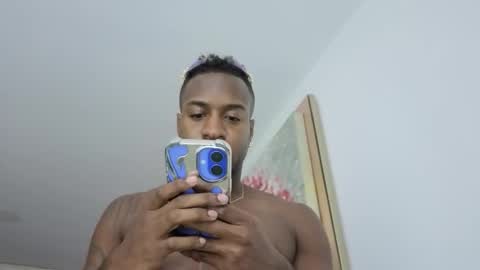 Snapshot of blckexperience chatting on October 11, 4:22 am Danny - online show from October 11, 4:22 am