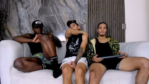 The Best Models online show from February 5, 1:54 pm