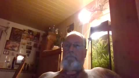 Snapshot of blindsurfer780299 chatting on November 16, 10:26 pm blindsurfer780299 online show from November 16, 10:26 pm
