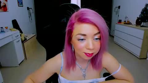 Snapshot of blinkofeyes chatting on December 2, 6:41 am Nicole online show from December 2, 6:41 am