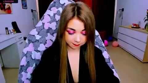 Nicole online show from March 10, 6:16 am