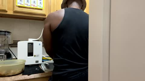 Snapshot of blkbiguncut10462 chatting on February 3, 9:29 pm blkbiguncut10462 online show from February 3, 9:29 pm