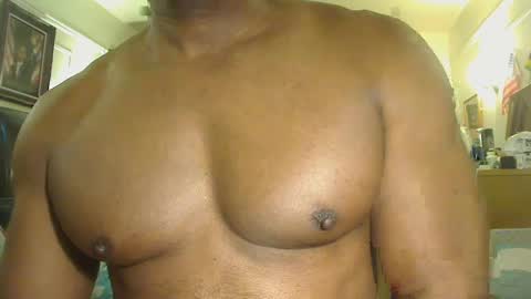 Snapshot of blkbiguncut10462 chatting on February 27, 1:17 pm blkbiguncut10462 online show from February 27, 1:17 pm