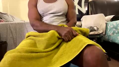 Snapshot of blkbiguncut10462 chatting on March 10, 9:40 pm blkbiguncut10462 online show from March 10, 9:40 pm