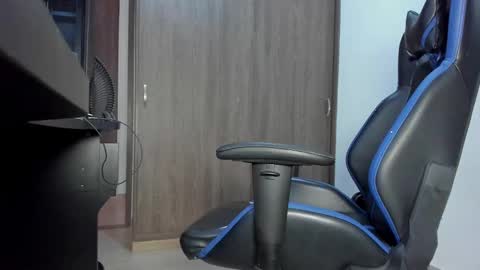 Snapshot of blkdick_men chatting on February 27, 6:53 pm ALEX online show from February 27, 6:53 pm