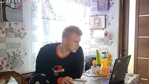 blond_boy69 online show from January 17, 11:59 am