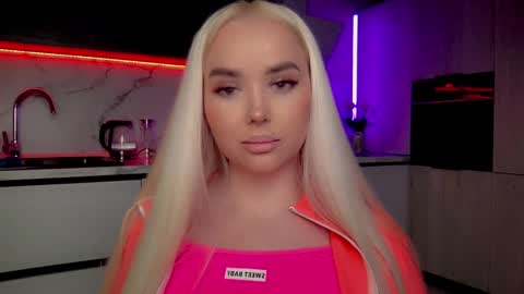 Lana online show from January 20, 7:25 am