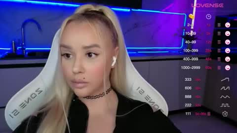 Lana online show from September 12, 4:01 am