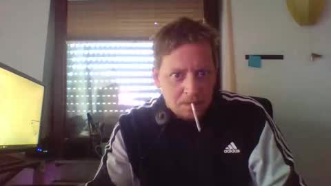 blonde32m online show from September 15, 2:28 pm