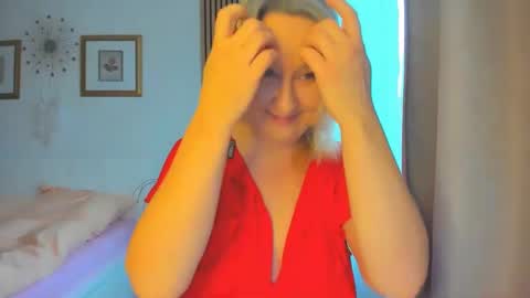 Nicole online show from January 30, 10:08 am