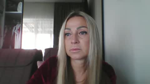 Iren online show from September 17, 7:54 am