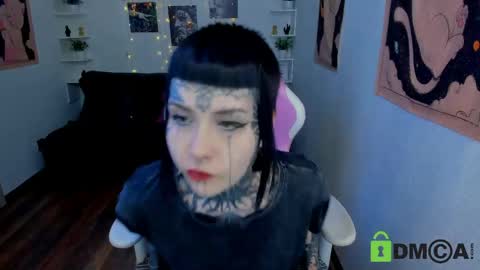 Snapshot of blood__mary chatting on April 2, 7:55 pm Mary online show from April 2, 7:55 pm